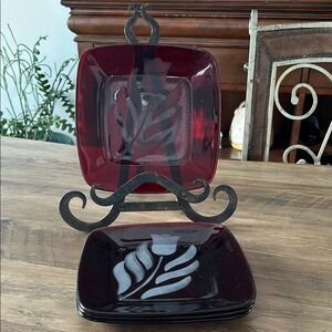 Set of 4 Vintage Charm Ruby Red Etched Tulip By Anchor Hocking salade plate